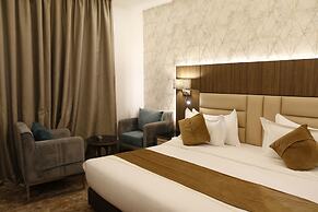 Dan Golden Hotel & Lounge