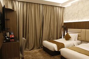 Dan Golden Hotel & Lounge