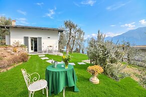 Relais Nanzello Garda