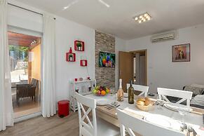 Holiday Home Aurea