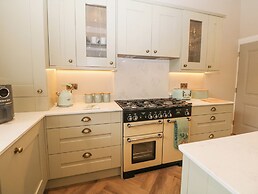 Cavendish Suite
