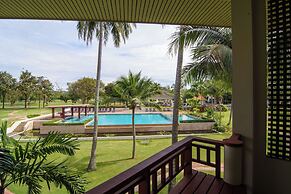 The Nouveau Chumphon Beach Resort & Golf