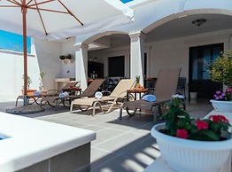 Apartments Trogrlić