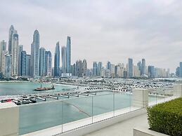 Marina Vista Luxury Breathtaking Views