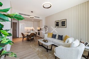 Modern 1BR 15th Floor Palace Residence