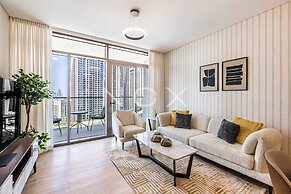 Modern 1BR 15th Floor Palace Residence