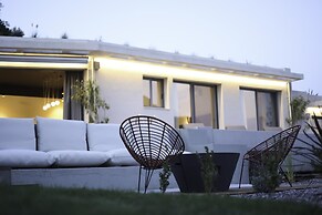 Theros Villa Complex With Private Pools