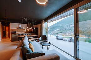 Theros Villa Complex With Private Pools