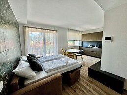 Adige Apartments