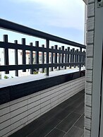 Wind Sea Hill Inn