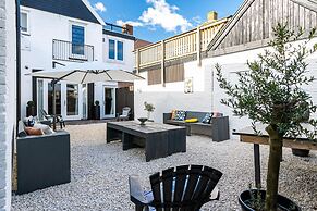 Luxurious Apartment in a Historical Monument