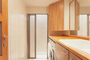 Authentic House With Playroom and Infrared Sauna