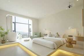 QianYue Hotel