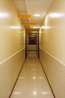 Hotel Sai Varsha