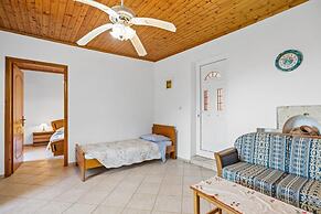 Nick s Apartment in Kambos