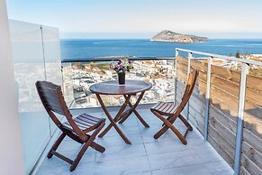 Platania s Paradise