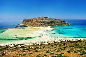 Ilias Villa IN Chania