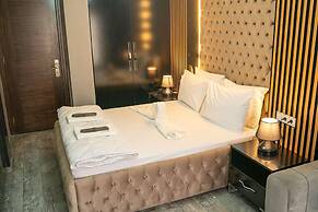 Omer Agah Otel