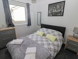 48 Gower Holiday Village