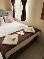 ASMALI PERA HOTEL