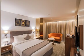 Hotel Golden Aura