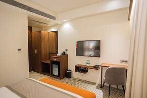 Hotel Golden Aura