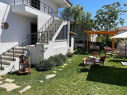North by Cunda