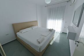 ApartHotel Miramare Sarande