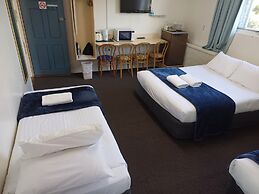 Billabong Motel