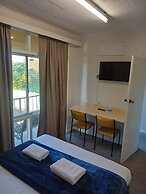 Billabong Motel