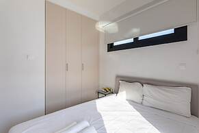 Yamas Urban Living Platinum Key