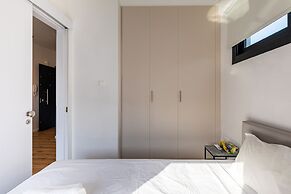 Yamas Urban Living Platinum Key