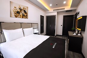 Meyzi Hotel