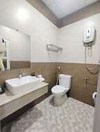 Purple Star Hotel