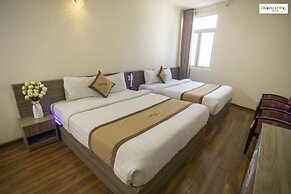 Purple Star Hotel