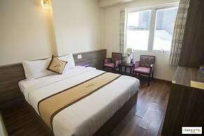 Purple Star Hotel