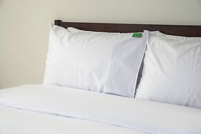 Bluebird Hotel