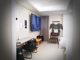 Bluebird Hotel