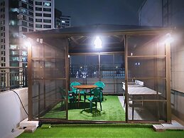 Bluebird Hotel