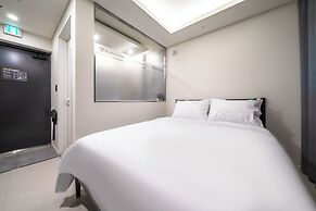 Bluebird Hotel