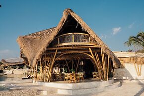 ARYA Sumba