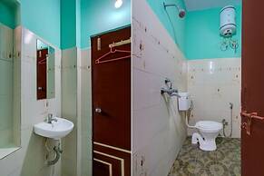 iROOMZ Hotel Silver Moon