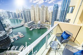 LUX  The JW Marina Studio