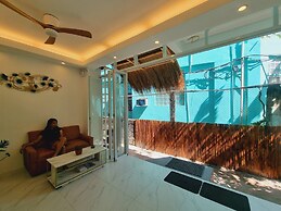 CiNta Hotel