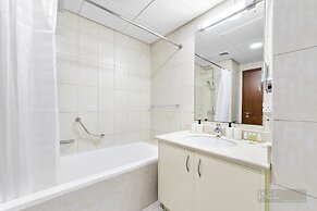 WelHome - Stylish Studio with Park Views in Regent House 2
