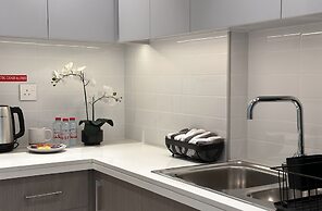 WelHome - Luxurious 2BR Apt in Forte T1 Downtown