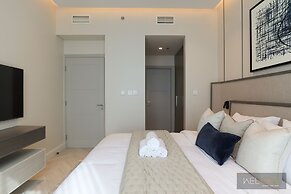 WelHome - Luxurious 2BR Apt in Forte T1 Downtown