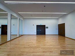 WelHome - Luxurious 2BR Apt in Forte T1 Downtown