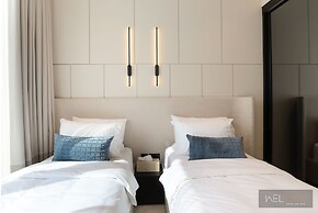 WelHome - Luxurious 2BR Apt in Forte T1 Downtown