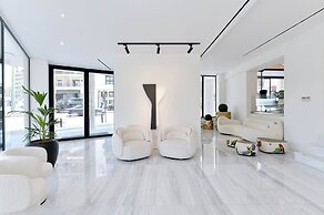 The Athenaeum Luxury Hotel
